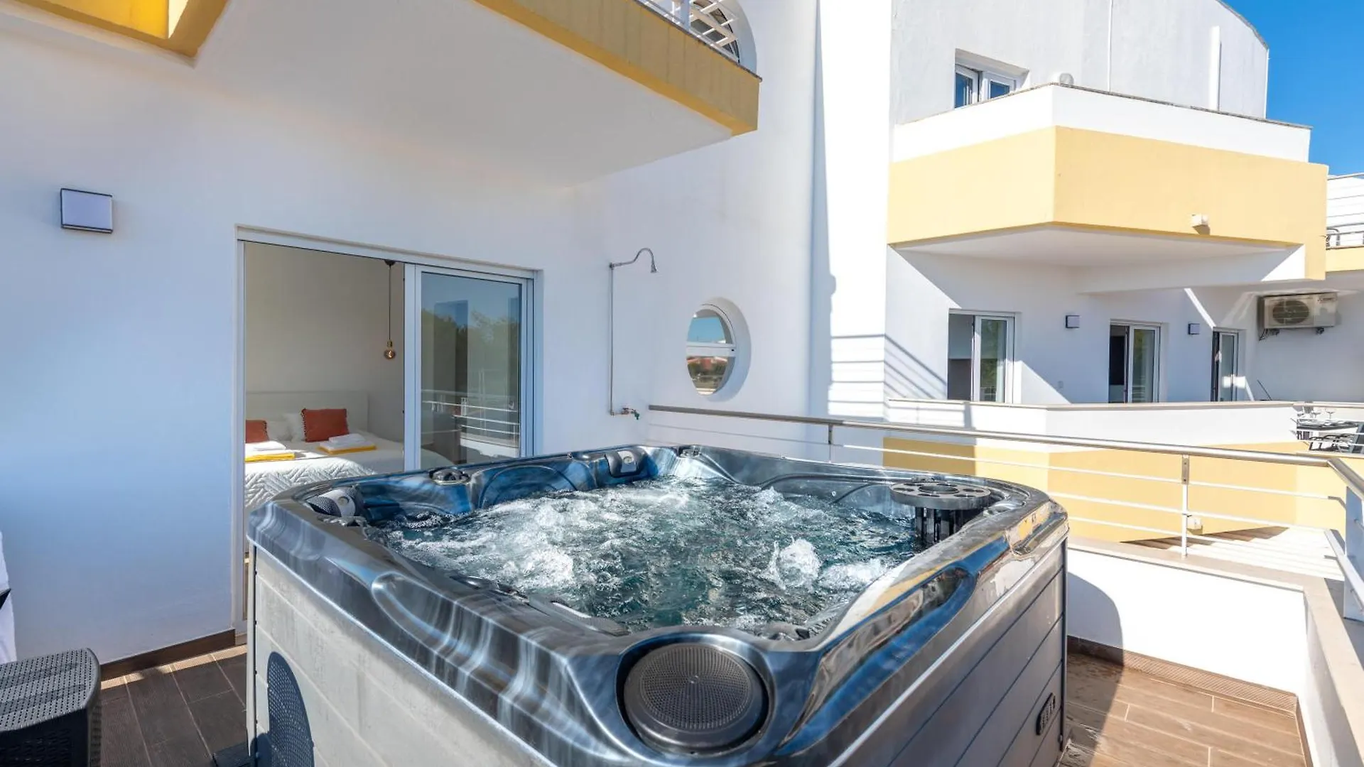 Apartment Apart Ocean Drive - Oura - Jacuzzi - By Bedzy Albufeira