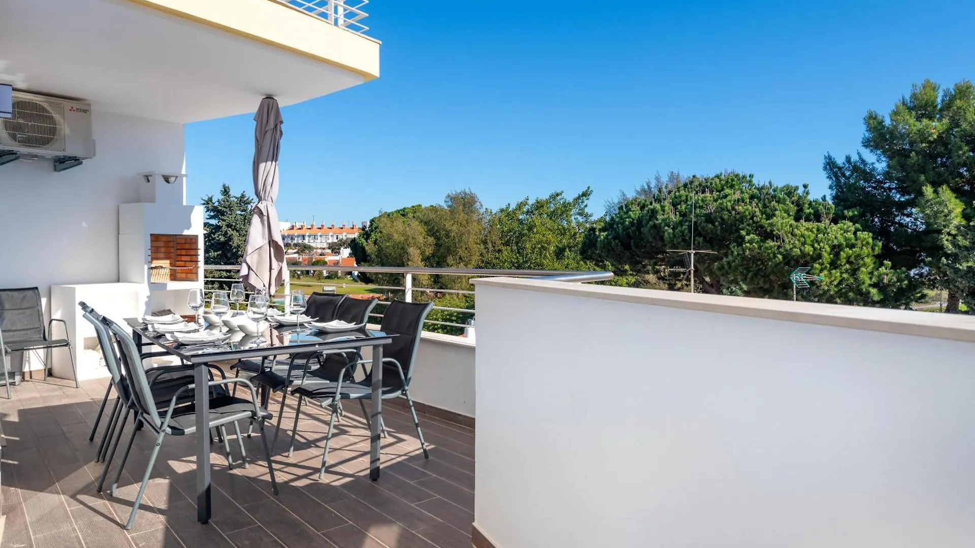 Apart Ocean Drive - Oura - Jacuzzi - By Bedzy Albufeira 0*,
